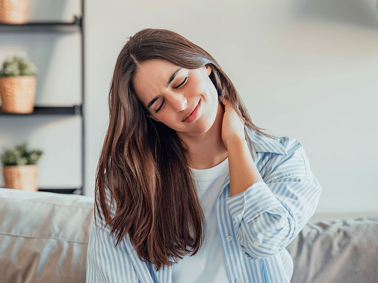 neck pain treatment in Salinas
